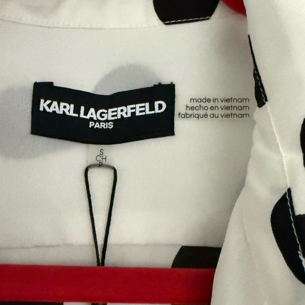 Karl Lagerfeld Paris Sunglasses Blouse size Small NWT - Picture 3 of 10